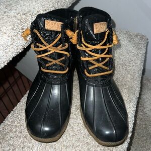 Sperry Womens Saltwater Duck Boots Size 7 Quilted Zipper Black Brown Sole